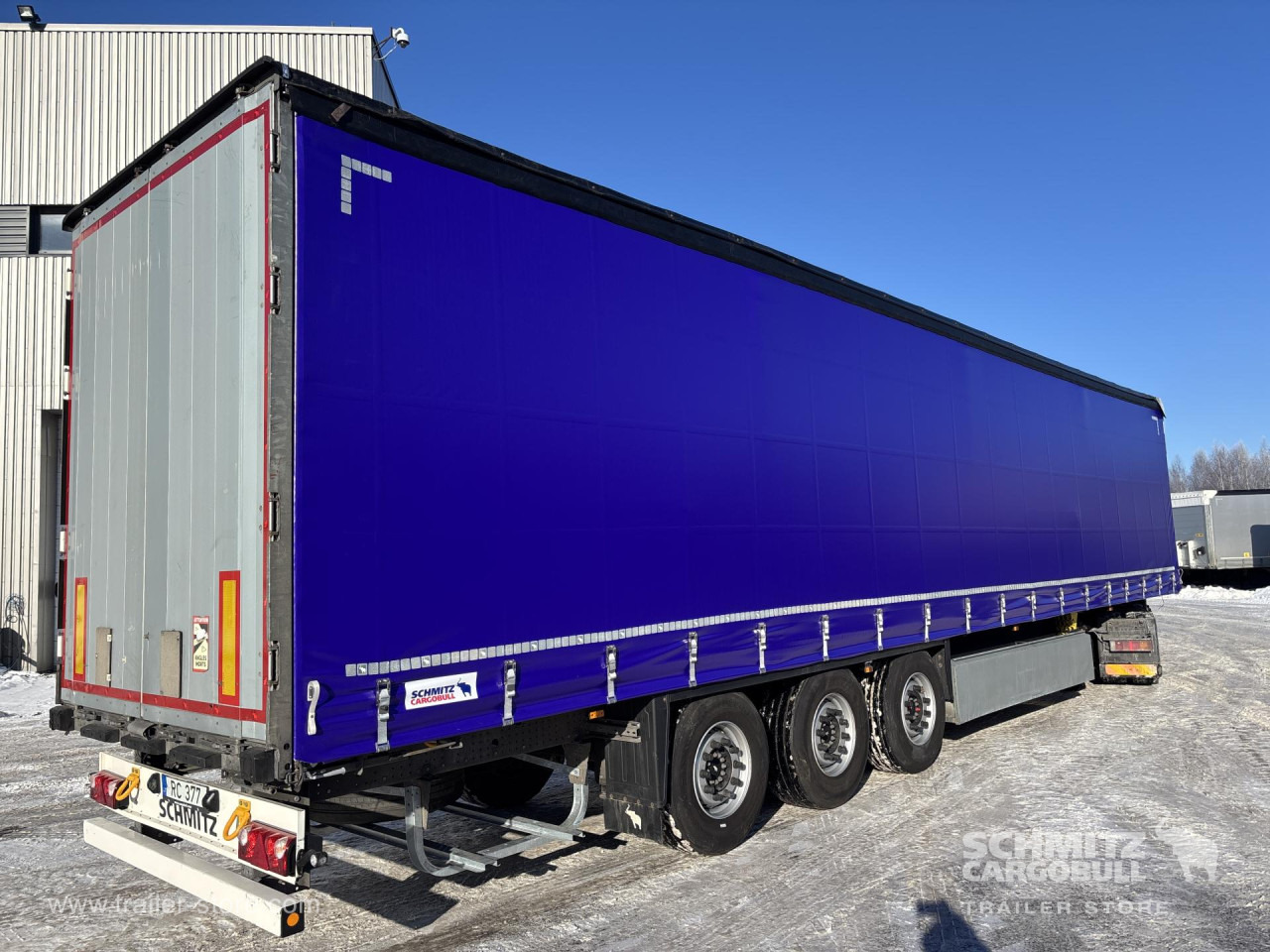 SCHMITZ Curtainsider Standard - Тентованный полуприцеп: фото 1 SCHMITZ Curtainsider Standard - Тентованный полуприцеп: фото 1