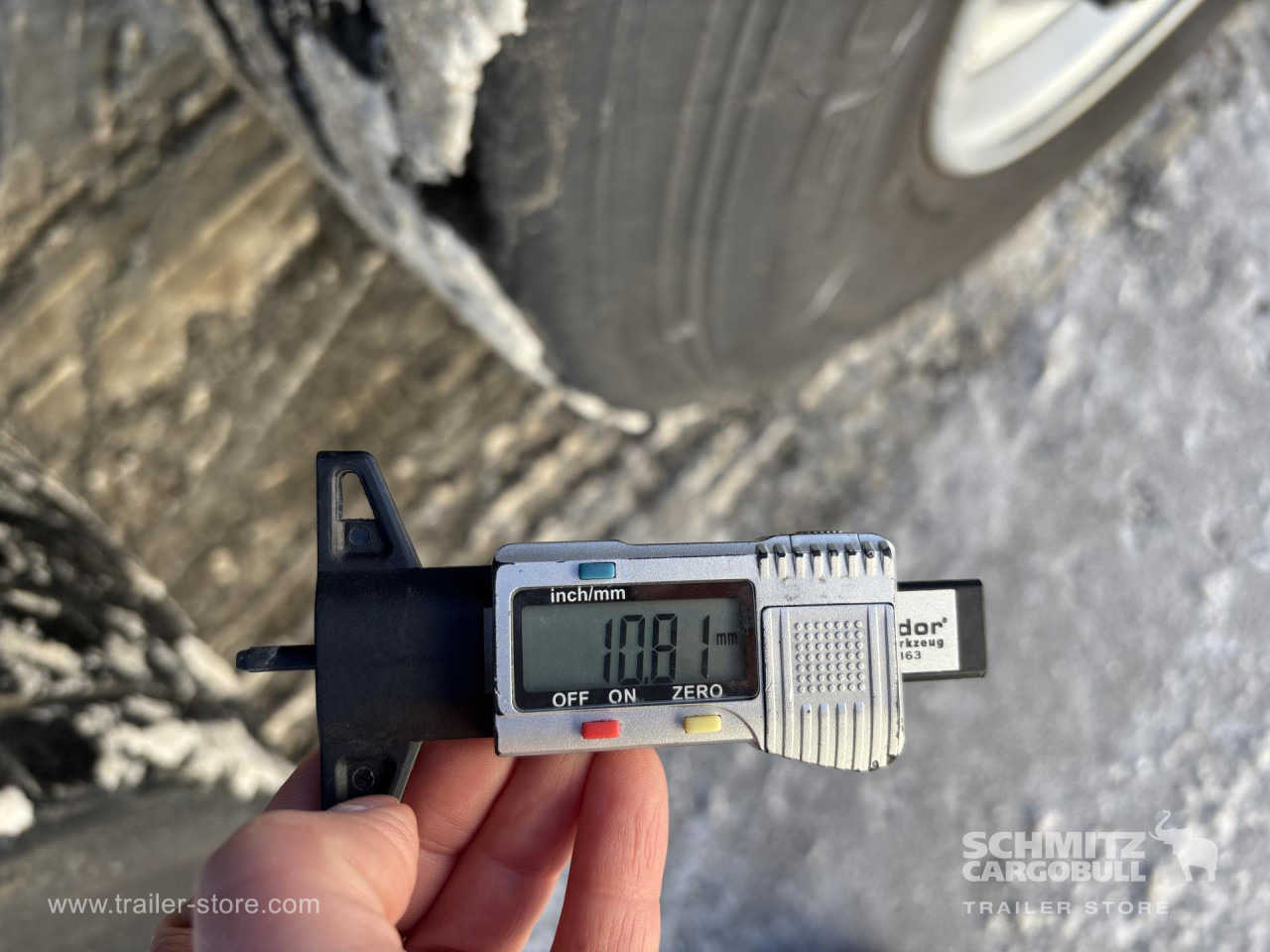 SCHMITZ Curtainsider Standard - Тентованный полуприцеп: фото 2 SCHMITZ Curtainsider Standard - Тентованный полуприцеп: фото 2