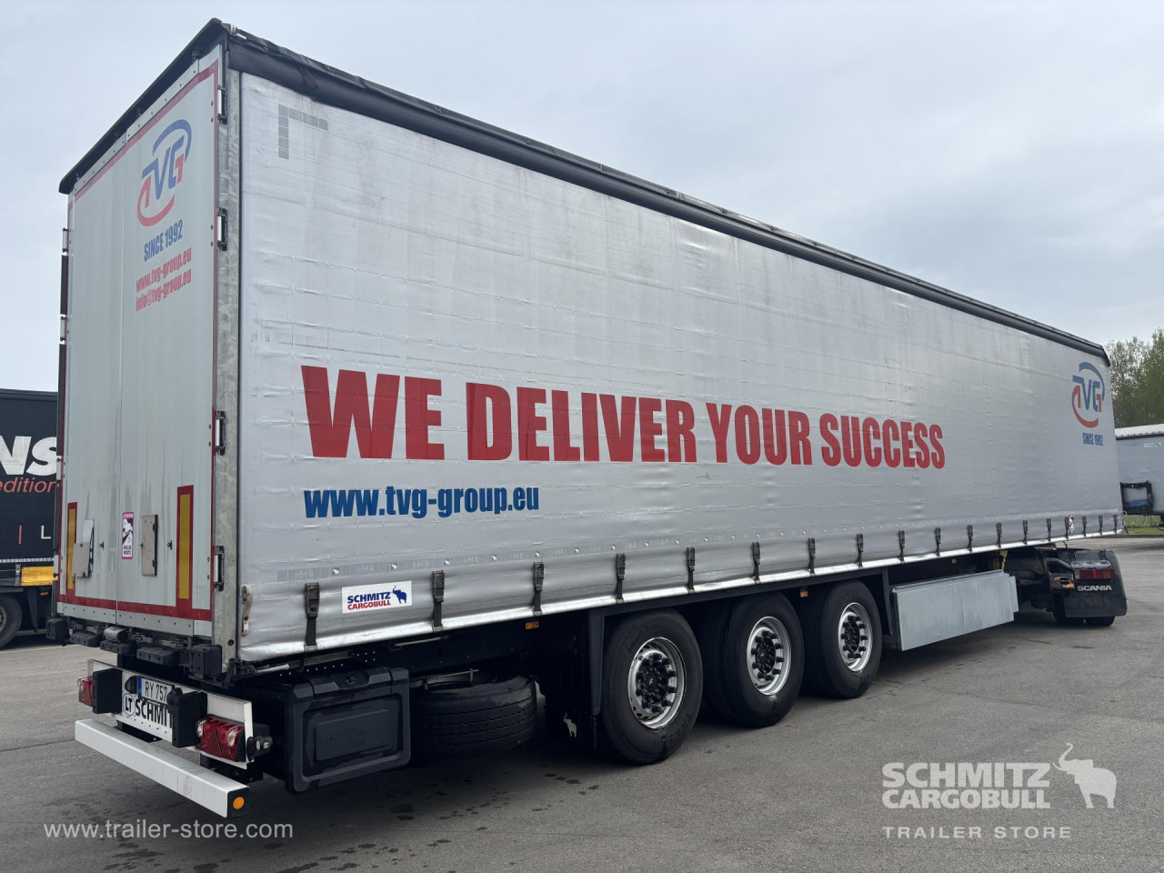 Тентованный полуприцеп SCHMITZ Curtainsider Standard: фото 1