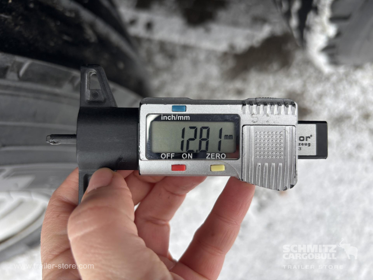 SCHMITZ Curtainsider Standard - Тентованный полуприцеп: фото 3 SCHMITZ Curtainsider Standard - Тентованный полуприцеп: фото 3