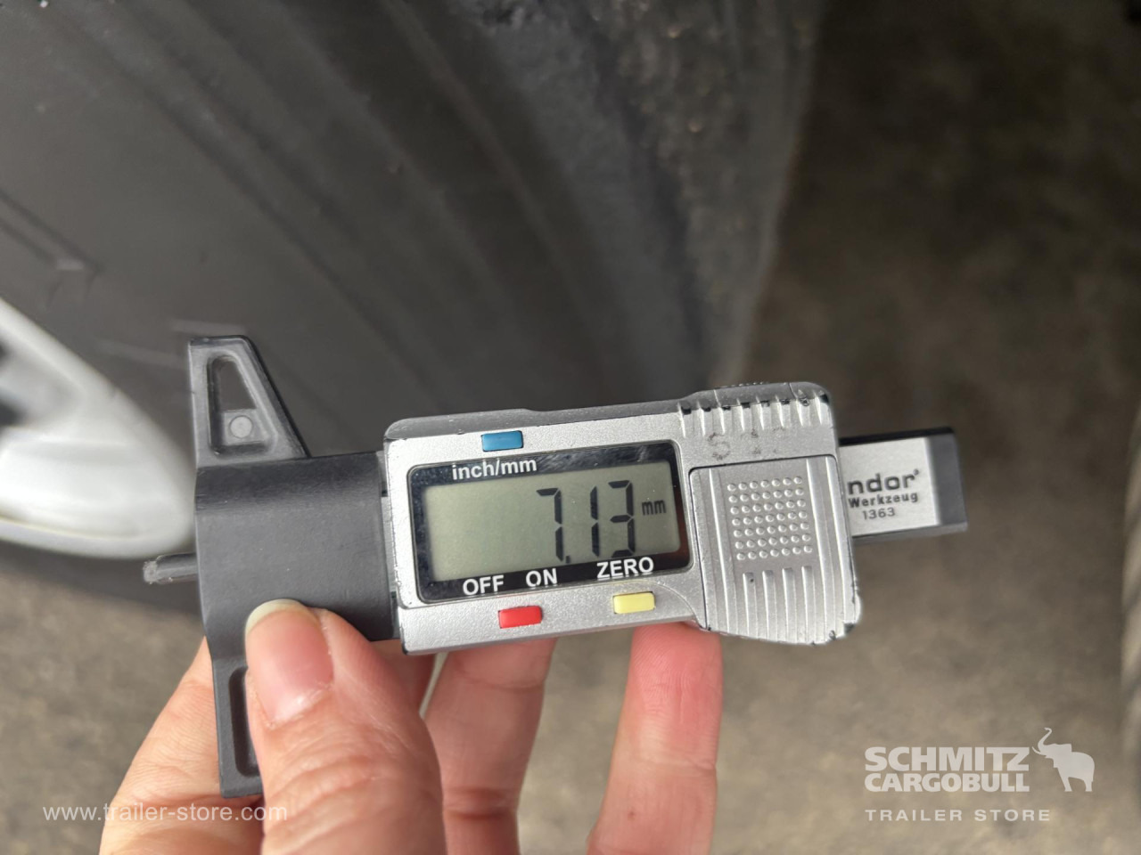 SCHMITZ Curtainsider Standard - Тентованный полуприцеп: фото 2 SCHMITZ Curtainsider Standard - Тентованный полуприцеп: фото 2