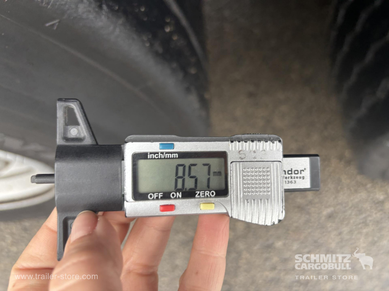 SCHMITZ Curtainsider Standard - Тентованный полуприцеп: фото 2 SCHMITZ Curtainsider Standard - Тентованный полуприцеп: фото 2