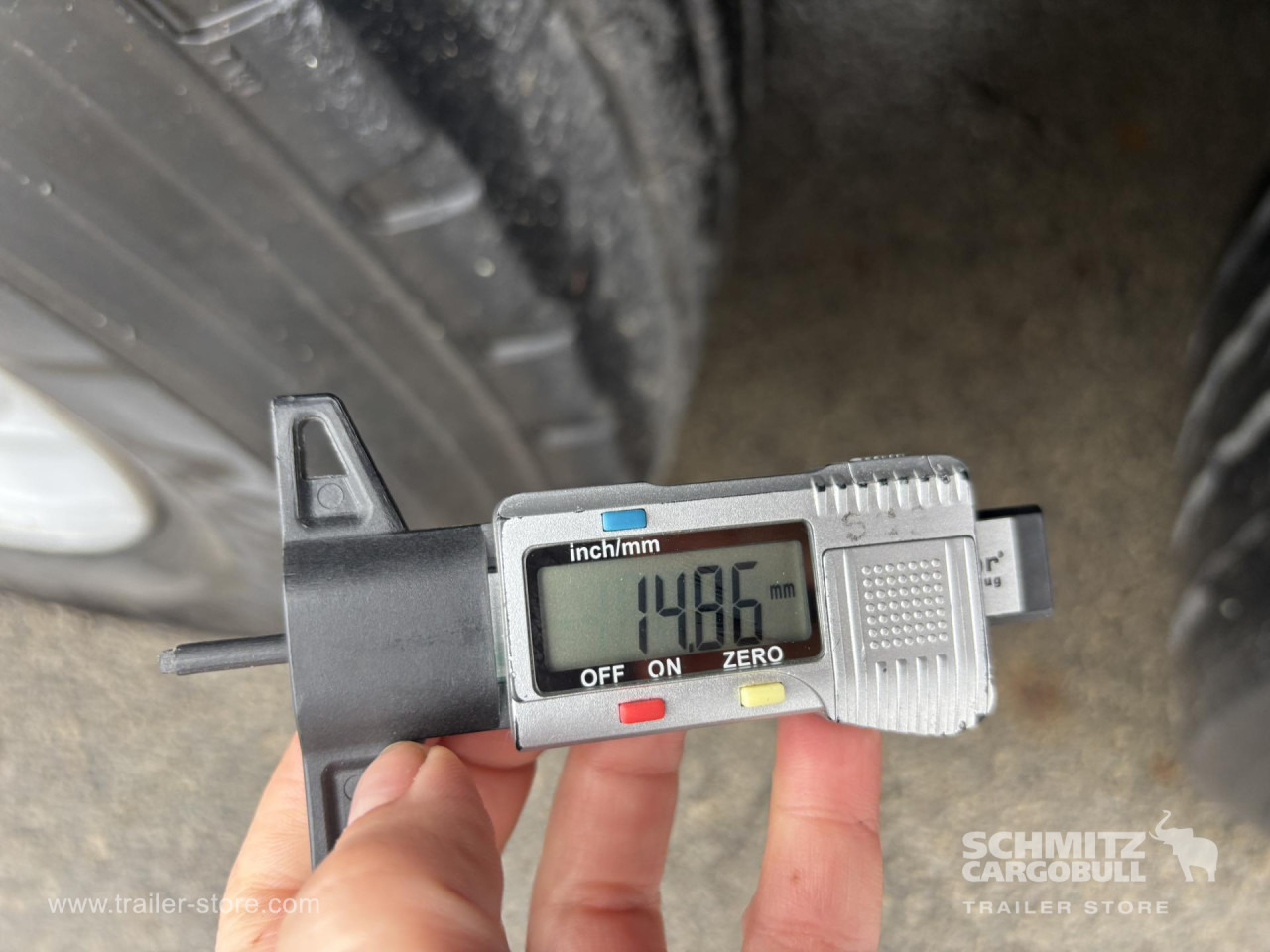 SCHMITZ Curtainsider Standard - Тентованный полуприцеп: фото 2 SCHMITZ Curtainsider Standard - Тентованный полуприцеп: фото 2