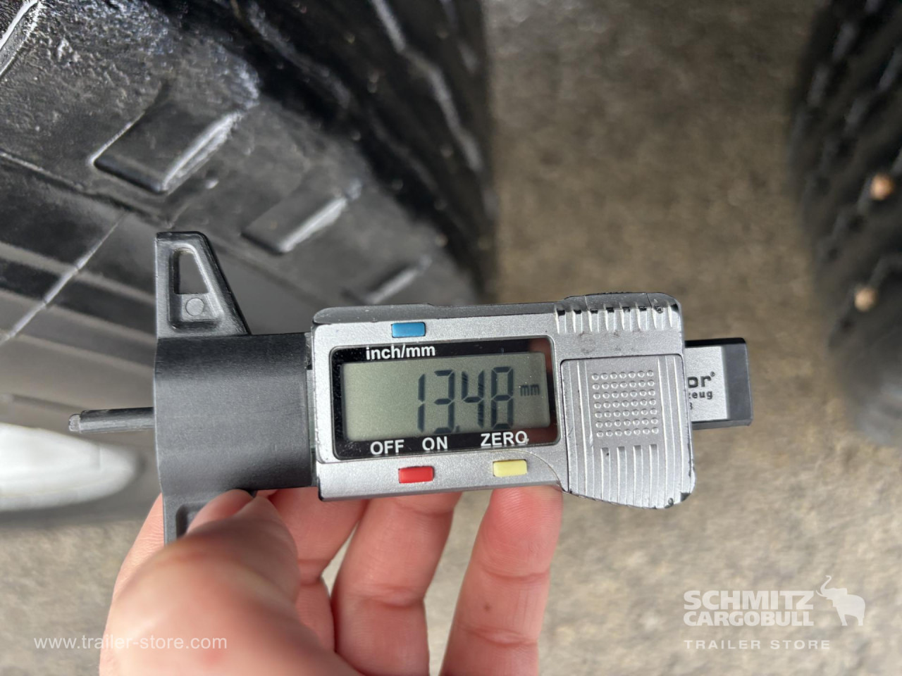 SCHMITZ Curtainsider Standard - Тентованный полуприцеп: фото 3 SCHMITZ Curtainsider Standard - Тентованный полуприцеп: фото 3