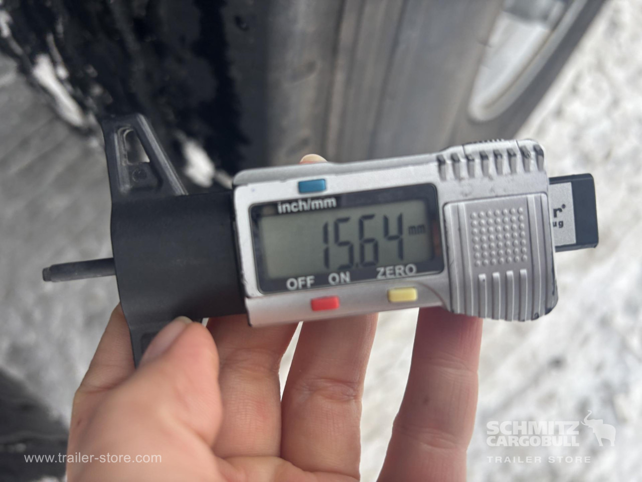 SCHMITZ Curtainsider Standard - Тентованный полуприцеп: фото 4 SCHMITZ Curtainsider Standard - Тентованный полуприцеп: фото 4