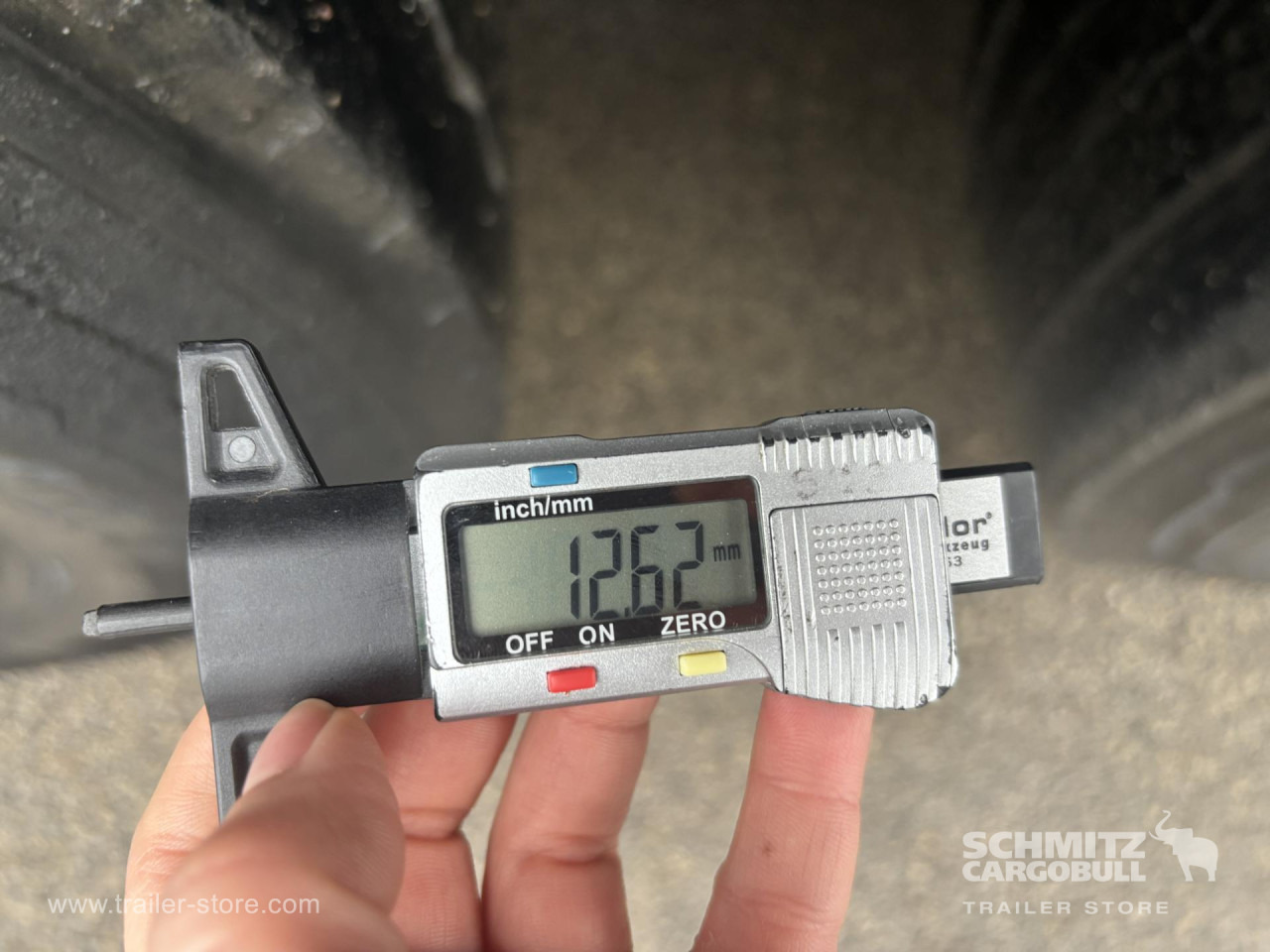 SCHMITZ Curtainsider Standard - Тентованный полуприцеп: фото 3 SCHMITZ Curtainsider Standard - Тентованный полуприцеп: фото 3