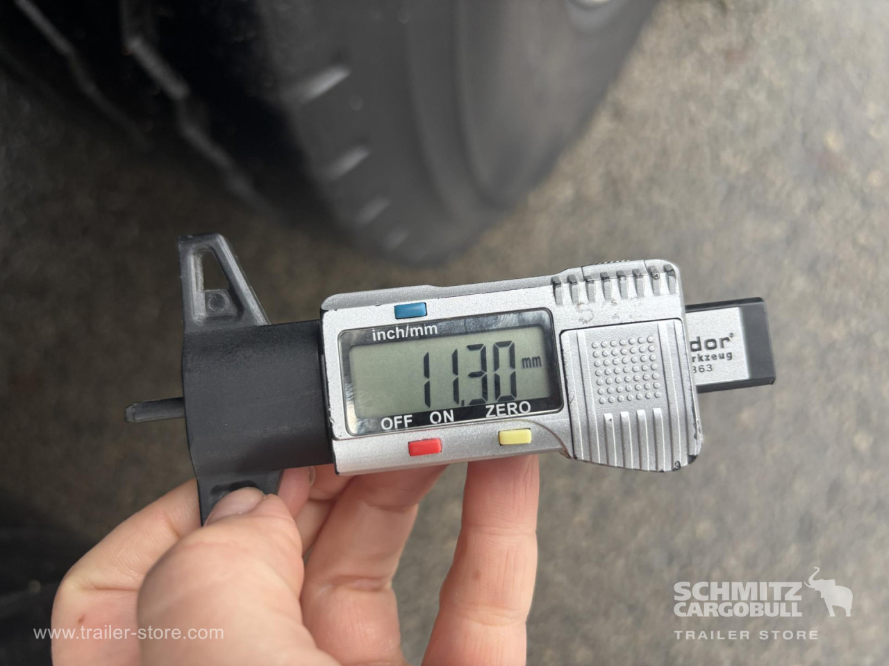 SCHMITZ Curtainsider Standard - Тентованный полуприцеп: фото 3 SCHMITZ Curtainsider Standard - Тентованный полуприцеп: фото 3