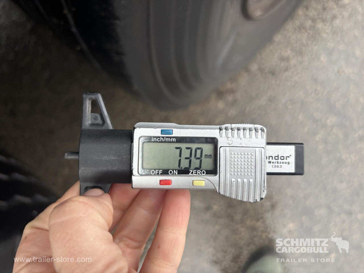 SCHMITZ Curtainsider Standard - Тентованный полуприцеп: фото 4 SCHMITZ Curtainsider Standard - Тентованный полуприцеп: фото 4