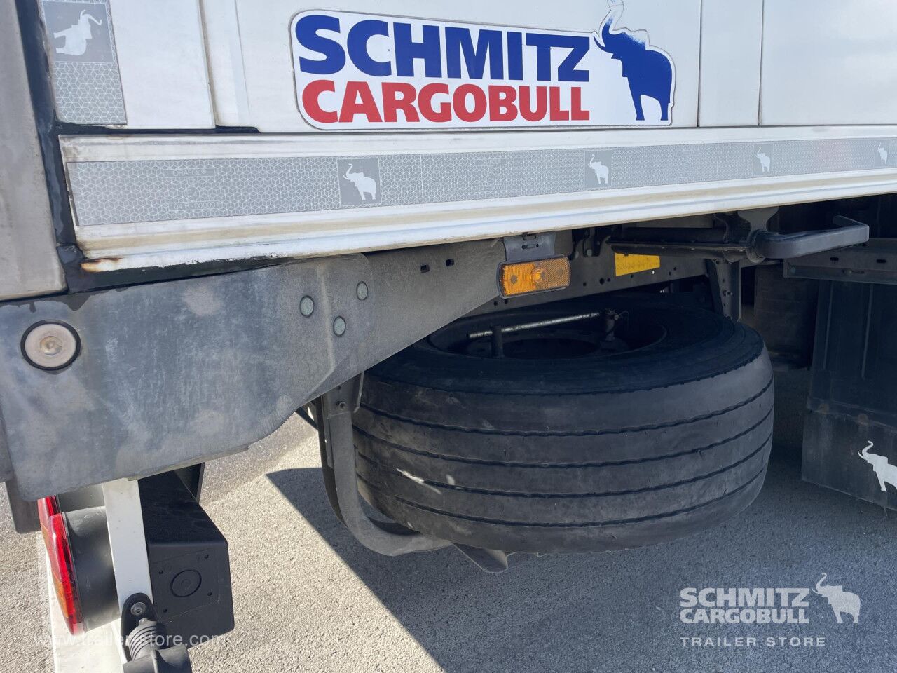 SCHMITZ Reefer Standard Double deck - Изотермический полуприцеп: фото 2 SCHMITZ Reefer Standard Double deck - Изотермический полуприцеп: фото 2