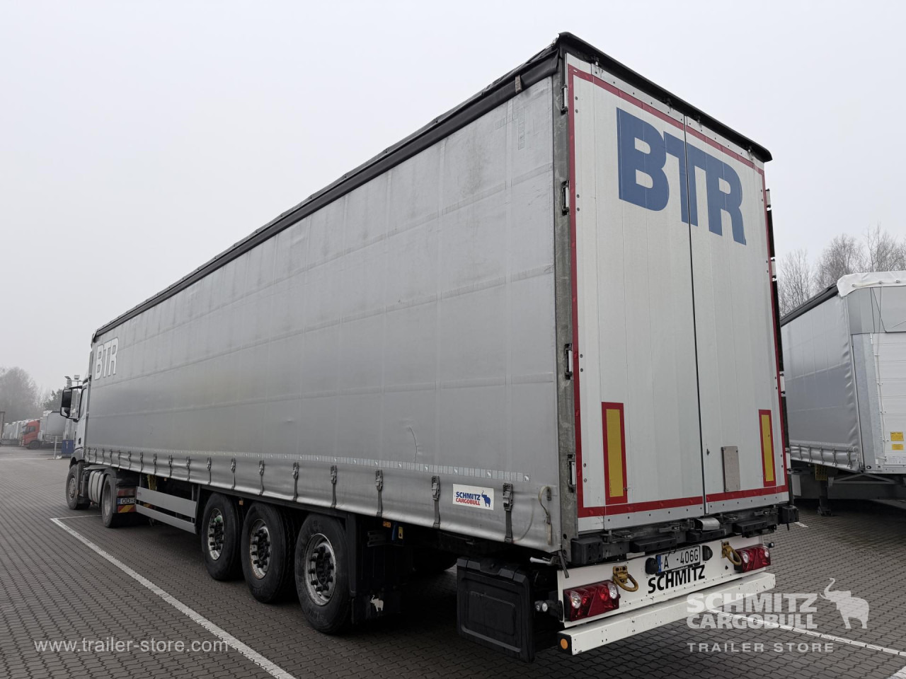 SCHMITZ Curtainsider Standard - Тентованный полуприцеп: фото 3 SCHMITZ Curtainsider Standard - Тентованный полуприцеп: фото 3