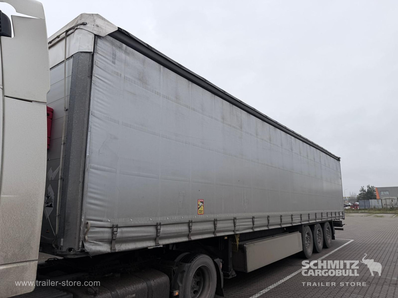 SCHMITZ Curtainsider Standard - Тентованный полуприцеп: фото 1 SCHMITZ Curtainsider Standard - Тентованный полуприцеп: фото 1