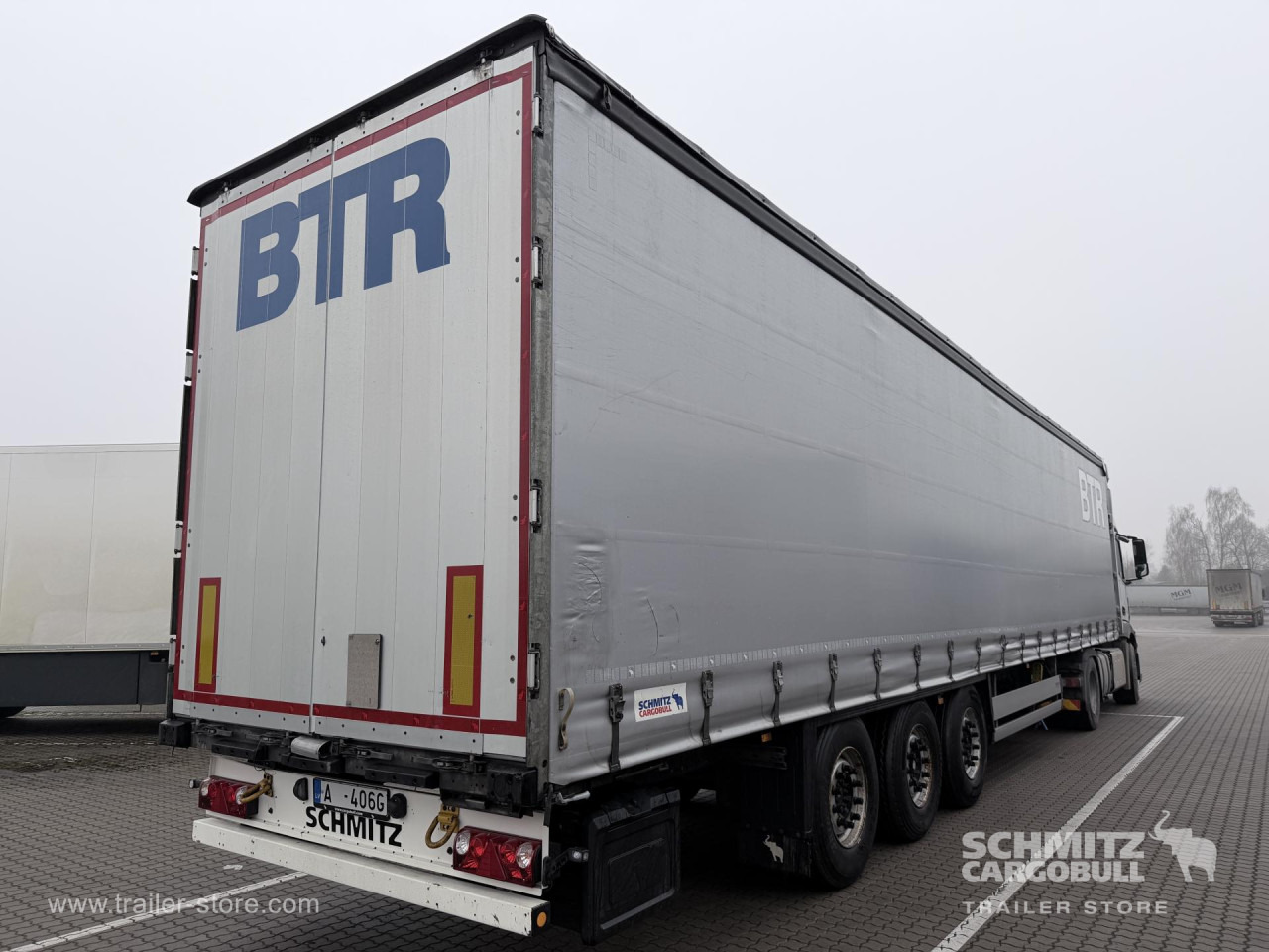 SCHMITZ Curtainsider Standard - Тентованный полуприцеп: фото 1 SCHMITZ Curtainsider Standard - Тентованный полуприцеп: фото 1