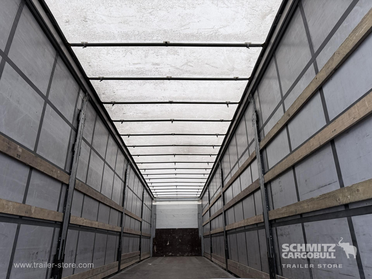 SCHMITZ Curtainsider Standard - Тентованный полуприцеп: фото 2 SCHMITZ Curtainsider Standard - Тентованный полуприцеп: фото 2