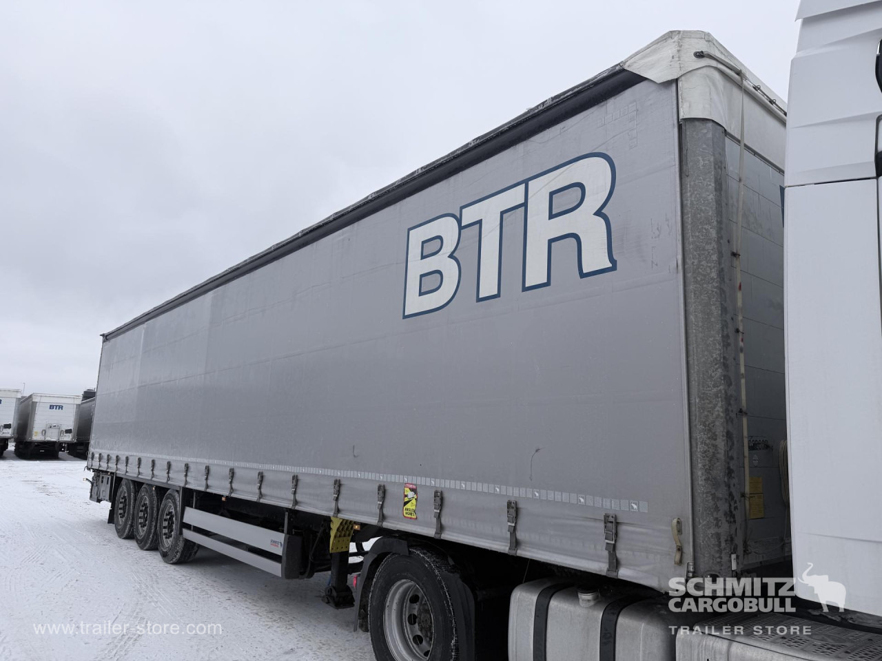 SCHMITZ Curtainsider Standard - Тентованный полуприцеп: фото 5 SCHMITZ Curtainsider Standard - Тентованный полуприцеп: фото 5