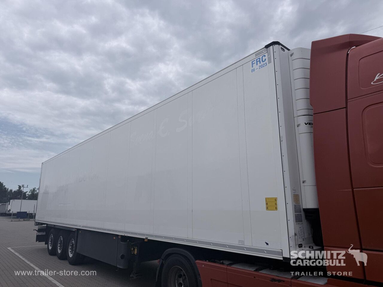 SCHMITZ Reefer Multitemp - Изотермический полуприцеп: фото 4 SCHMITZ Reefer Multitemp - Изотермический полуприцеп: фото 4