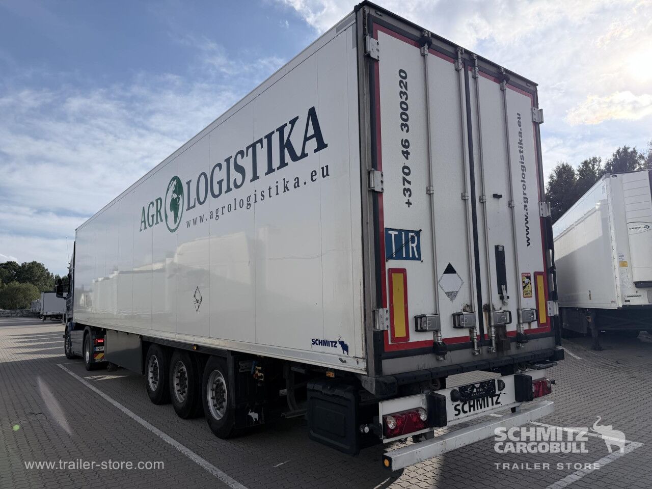 SCHMITZ Reefer Multitemp - Изотермический полуприцеп: фото 2 SCHMITZ Reefer Multitemp - Изотермический полуприцеп: фото 2