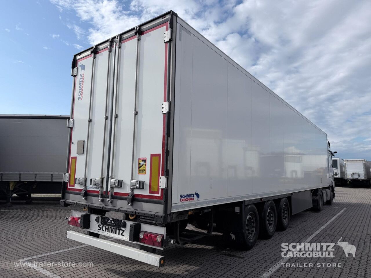 SCHMITZ Reefer Standard Double deck - Изотермический полуприцеп: фото 1 SCHMITZ Reefer Standard Double deck - Изотермический полуприцеп: фото 1