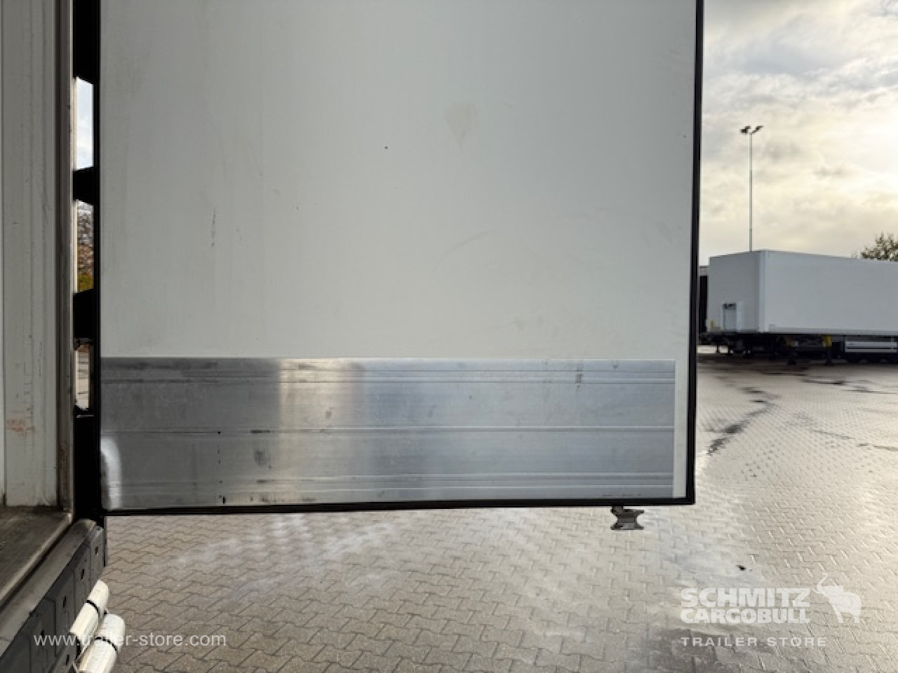SCHMITZ Oplegger Vries Standard Double deck - Изотермический полуприцеп: фото 4 SCHMITZ Oplegger Vries Standard Double deck - Изотермический полуприцеп: фото 4