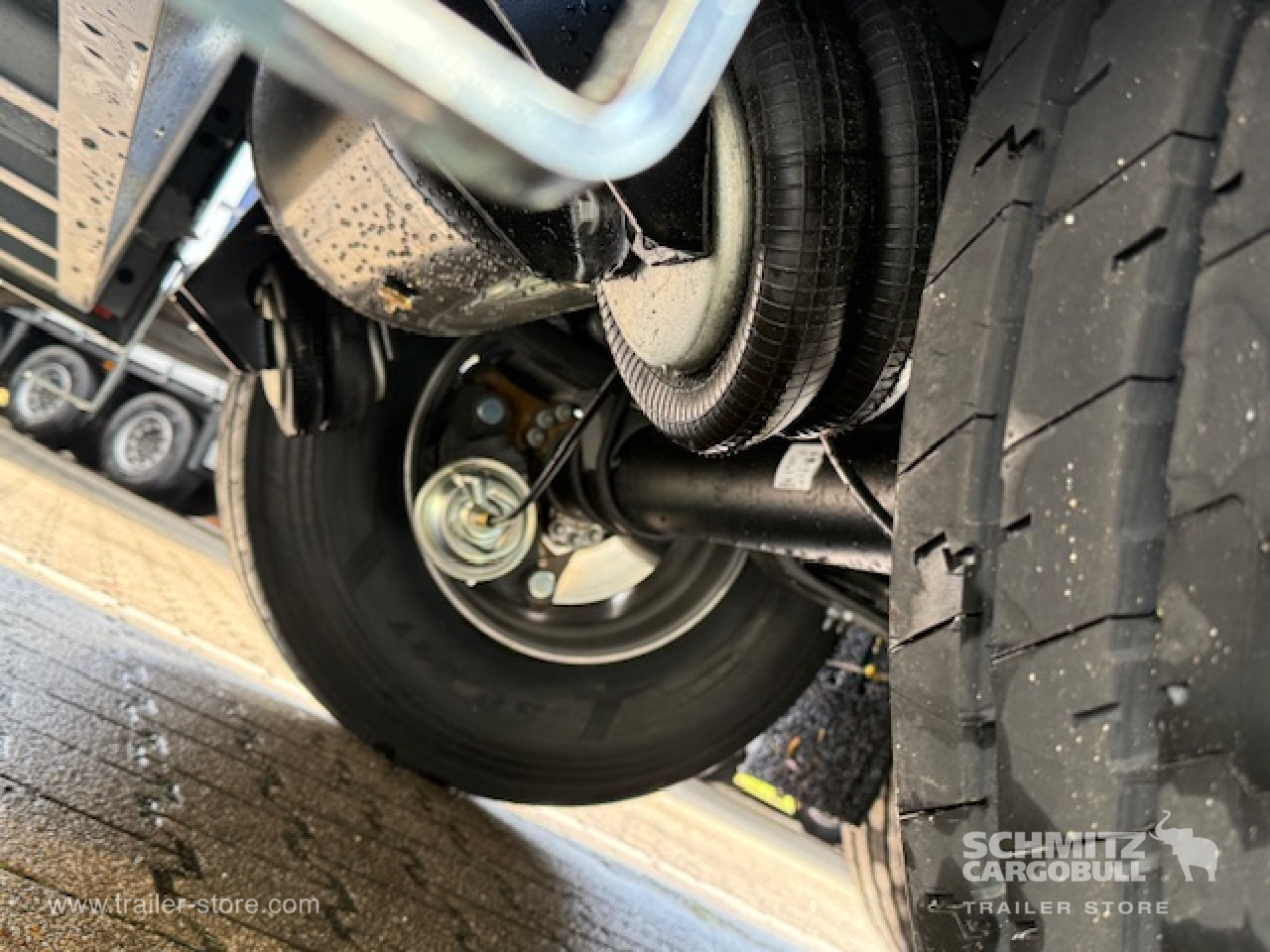 SCHMITZ Oplegger Vries Standard Double deck - Изотермический полуприцеп: фото 3 SCHMITZ Oplegger Vries Standard Double deck - Изотермический полуприцеп: фото 3