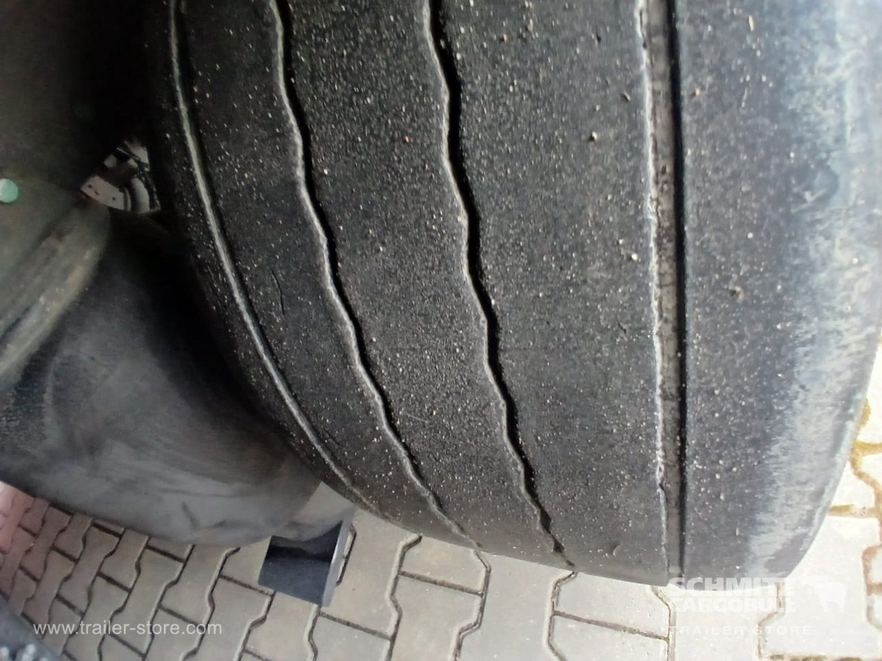 SCHMITZ Curtainsider Mega - Тентованный полуприцеп: фото 3 SCHMITZ Curtainsider Mega - Тентованный полуприцеп: фото 3