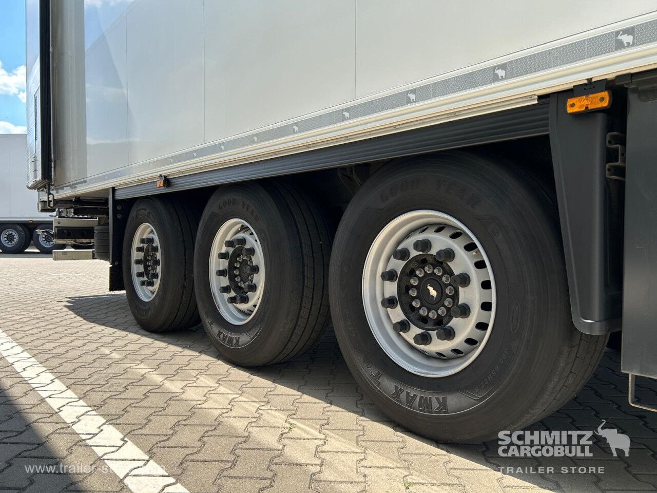 SCHMITZ Reefer Standard Double deck - Изотермический полуприцеп: фото 2 SCHMITZ Reefer Standard Double deck - Изотермический полуприцеп: фото 2