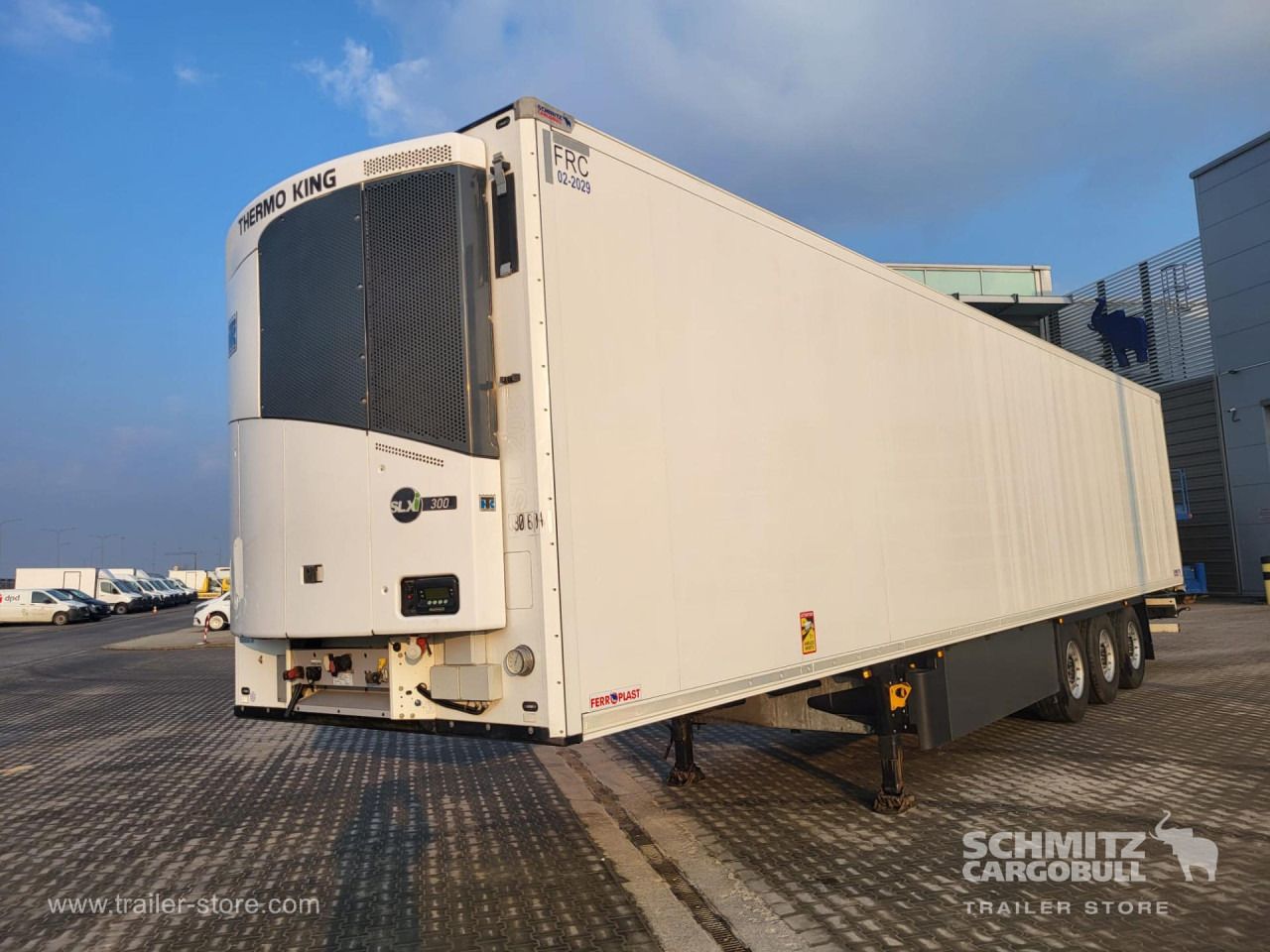 SCHMITZ Reefer Standard Double deck - Изотермический полуприцеп: фото 1 SCHMITZ Reefer Standard Double deck - Изотермический полуприцеп: фото 1