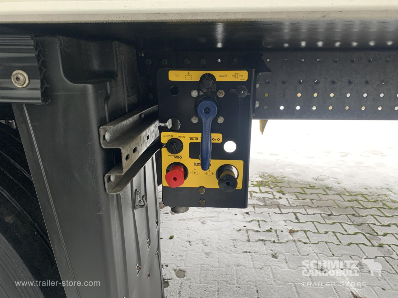 SCHMITZ Reefer Standard - Изотермический полуприцеп: фото 3 SCHMITZ Reefer Standard - Изотермический полуприцеп: фото 3