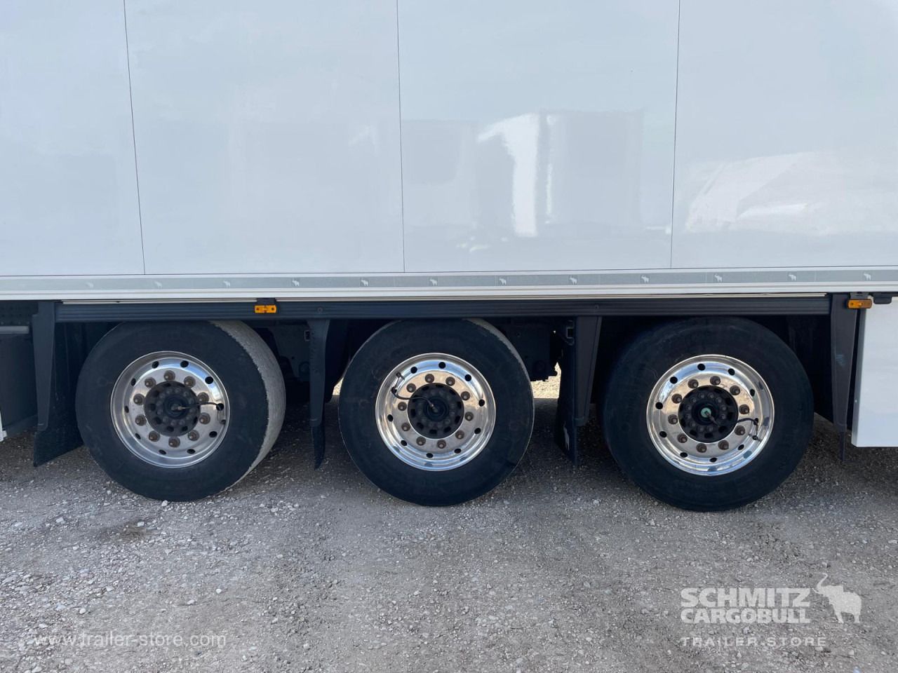 SCHMITZ Reefer Multitemp Double deck - Изотермический полуприцеп: фото 2 SCHMITZ Reefer Multitemp Double deck - Изотермический полуприцеп: фото 2