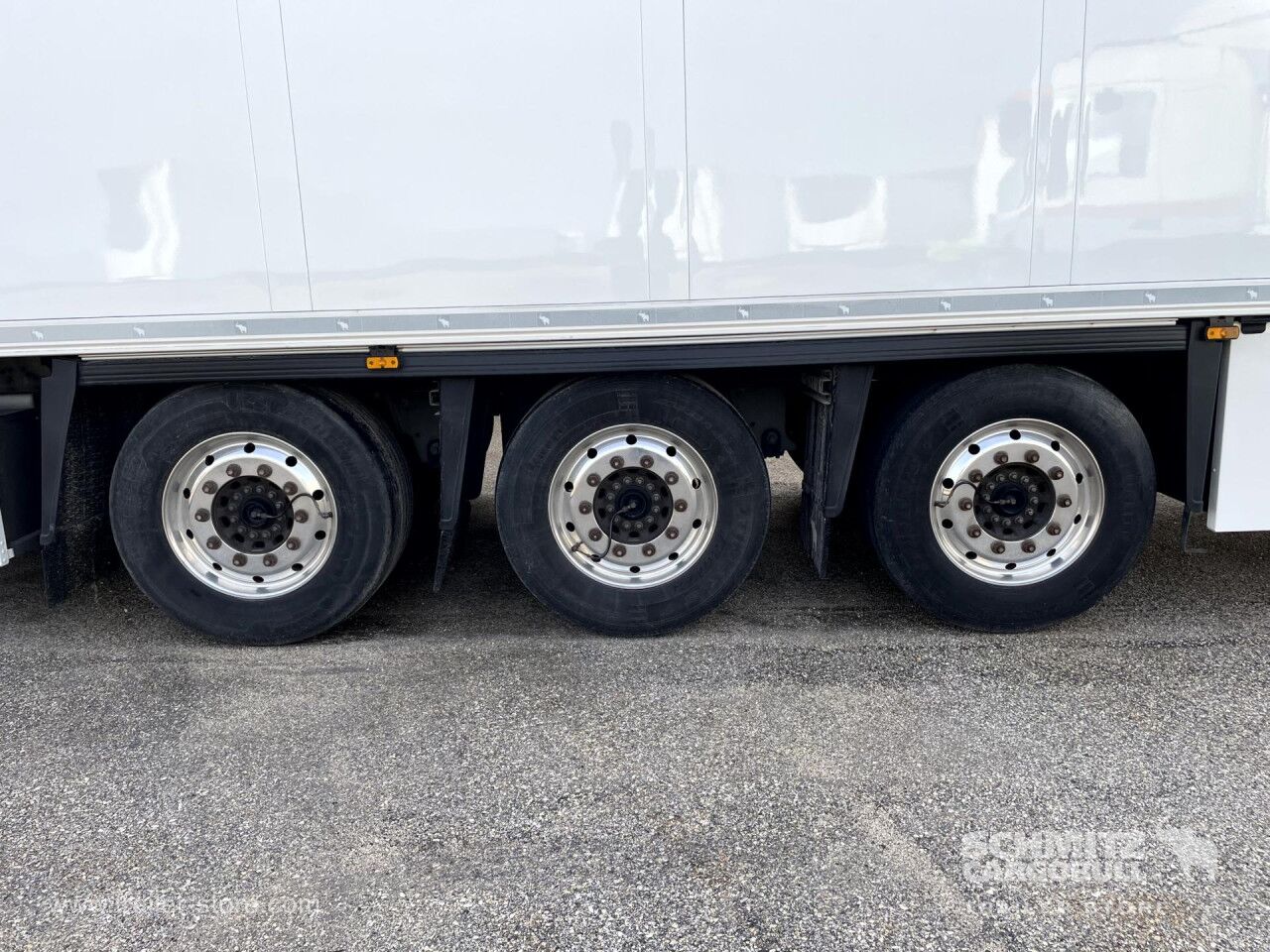 SCHMITZ Reefer Multitemp - Изотермический полуприцеп: фото 3 SCHMITZ Reefer Multitemp - Изотермический полуприцеп: фото 3