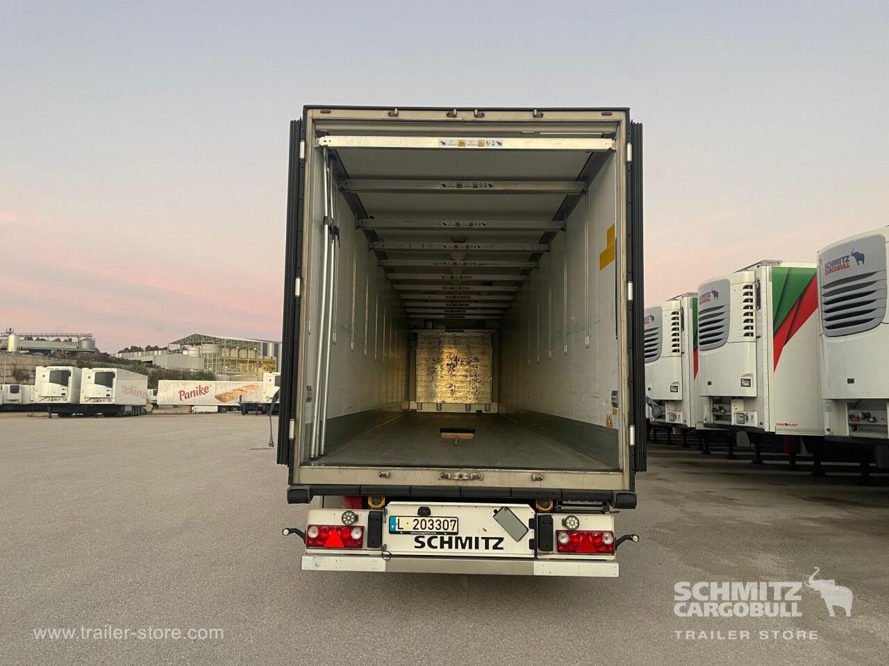 SCHMITZ Reefer Standard Double deck - Изотермический полуприцеп: фото 4 SCHMITZ Reefer Standard Double deck - Изотермический полуприцеп: фото 4