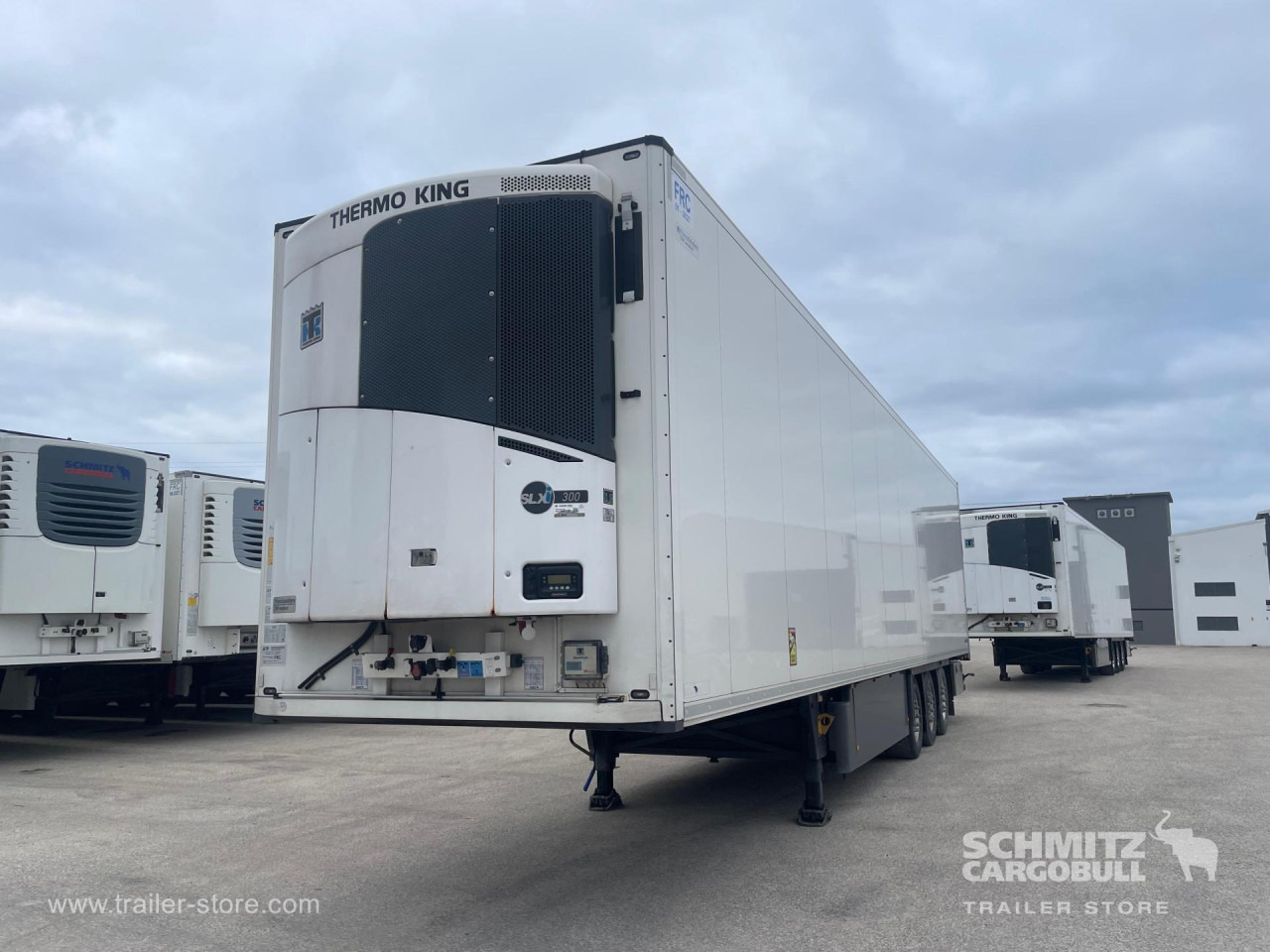 SCHMITZ Reefer Standard Double deck - Изотермический полуприцеп: фото 1 SCHMITZ Reefer Standard Double deck - Изотермический полуприцеп: фото 1