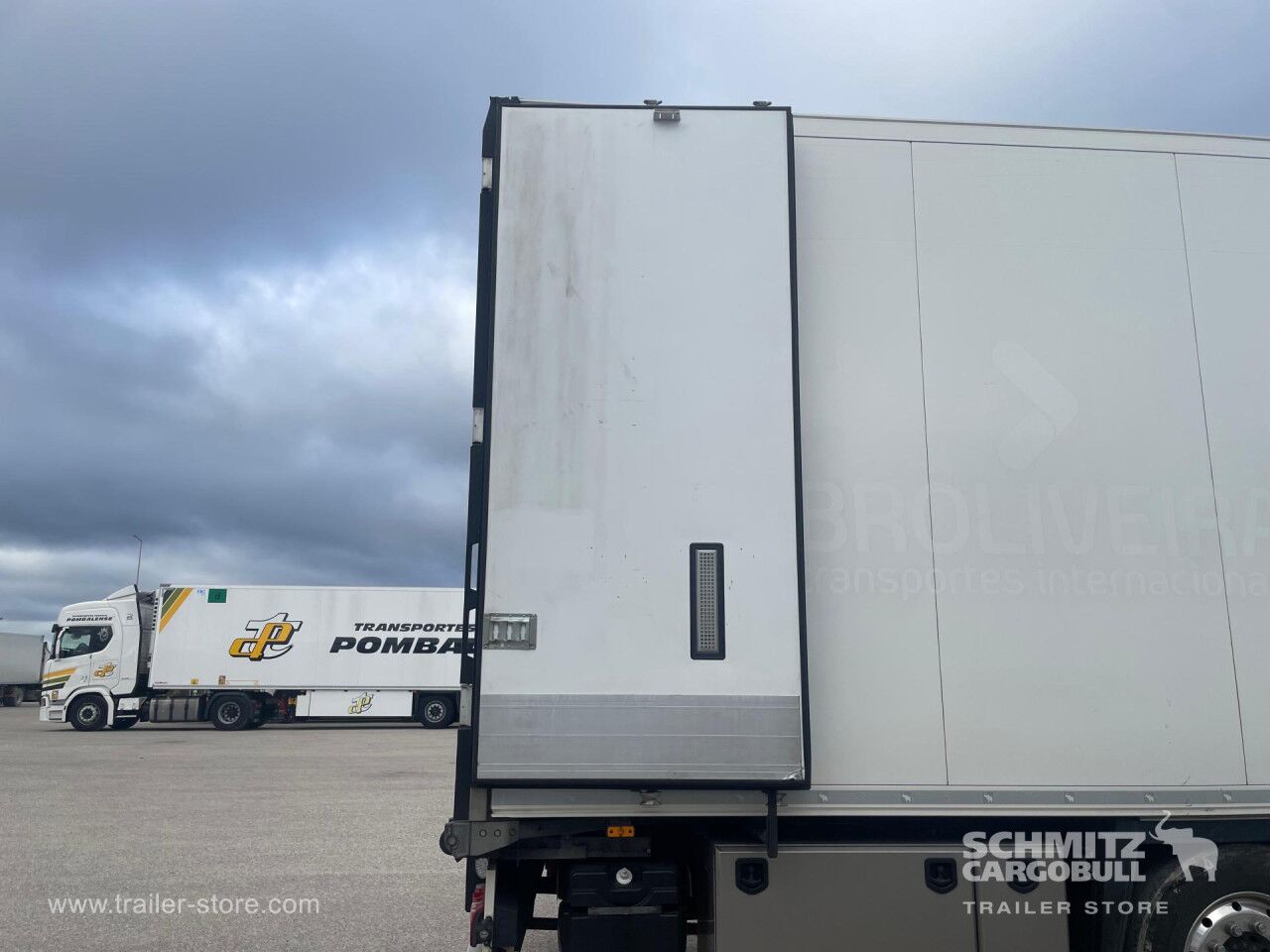 SCHMITZ Reefer Standard Double deck - Изотермический полуприцеп: фото 5 SCHMITZ Reefer Standard Double deck - Изотермический полуприцеп: фото 5