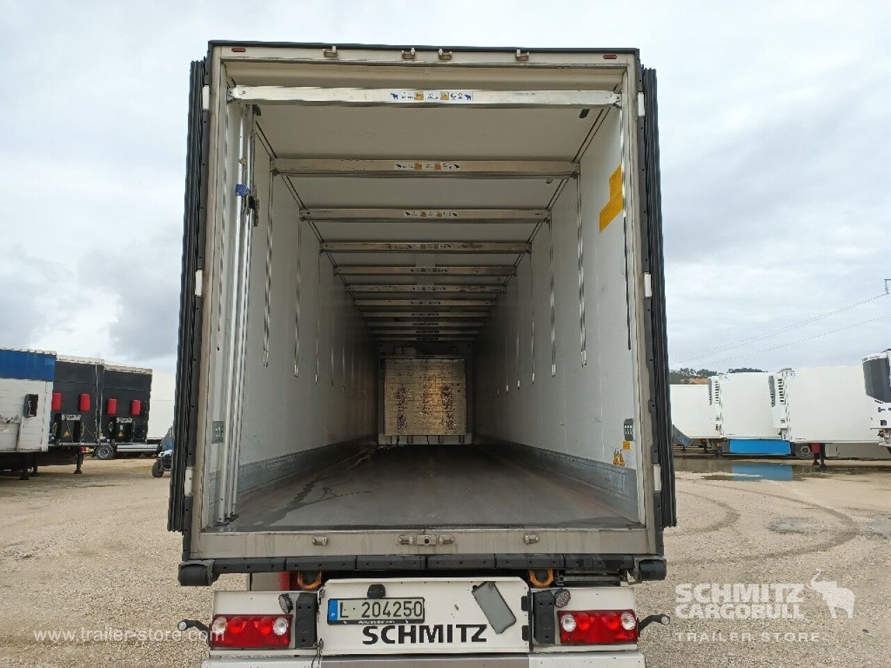 SCHMITZ Reefer Standard Double deck - Изотермический полуприцеп: фото 3 SCHMITZ Reefer Standard Double deck - Изотермический полуприцеп: фото 3