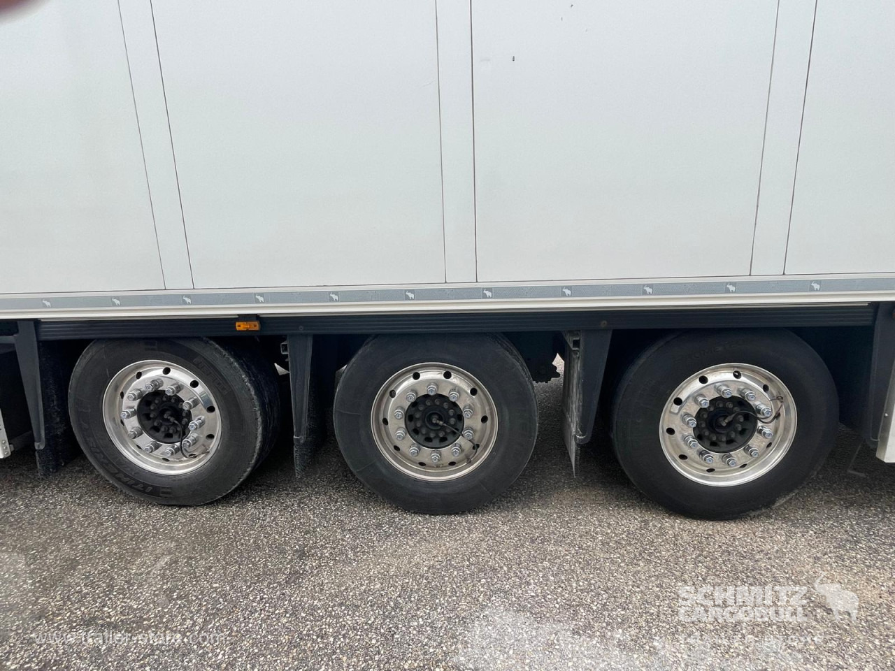 SCHMITZ Reefer Standard - Изотермический полуприцеп: фото 2 SCHMITZ Reefer Standard - Изотермический полуприцеп: фото 2