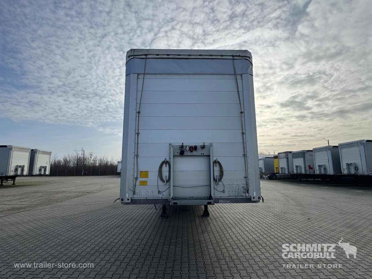 SCHMITZ Curtainsider Standard лизинг SCHMITZ Curtainsider Standard: фото 9 SCHMITZ Curtainsider Standard лизинг SCHMITZ Curtainsider Standard: фото 9