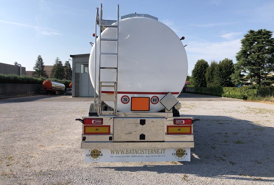Bata CISTERNA MODELLO CHIMICA L4BH 33.000LT NUOVA - Полуприцеп-цистерна: фото 3 Bata CISTERNA MODELLO CHIMICA L4BH 33.000LT NUOVA - Полуприцеп-цистерна: фото 3
