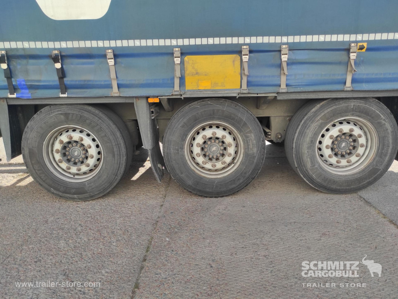 SCHMITZ Напівпричіп Стандартний - Тентованный полуприцеп: фото 2 SCHMITZ Напівпричіп Стандартний - Тентованный полуприцеп: фото 2