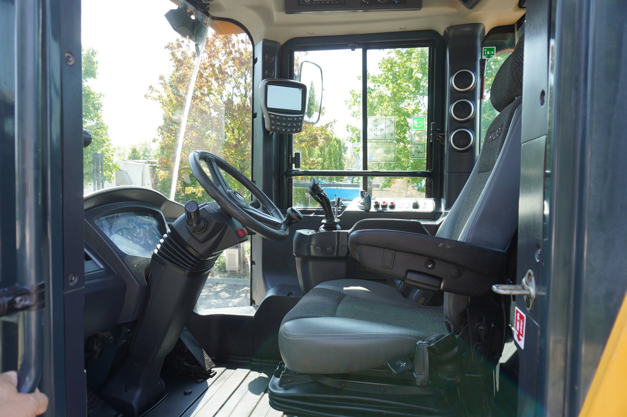 Колёсный погрузчик HYUNDAI HL940A articulated loader / year 2021 / weight 13.5t year of production 2021: фото 10