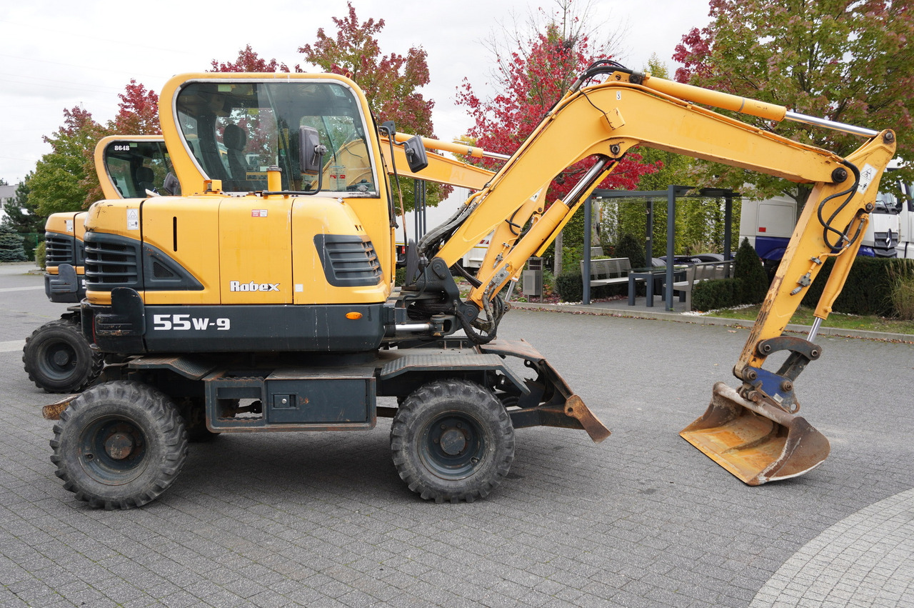 Колёсный экскаватор Hyundai Robex 55W-9 Wheeled Excavator 5.5t / 2 units: фото 6