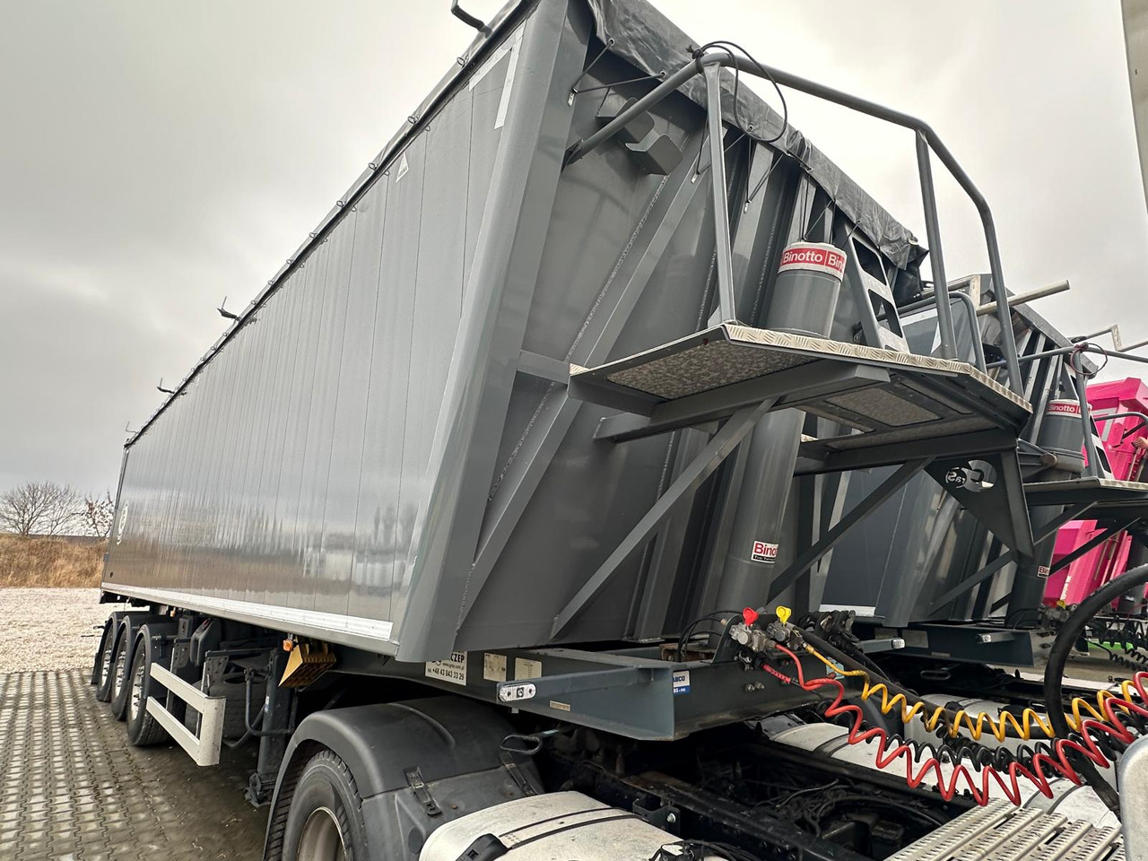 LEGRAS GS tipper / 50 m3 semi-trailer! / 2023 / 2 units - Самосвальный полуприцеп: фото 5 LEGRAS GS tipper / 50 m3 semi-trailer! / 2023 / 2 units - Самосвальный полуприцеп: фото 5