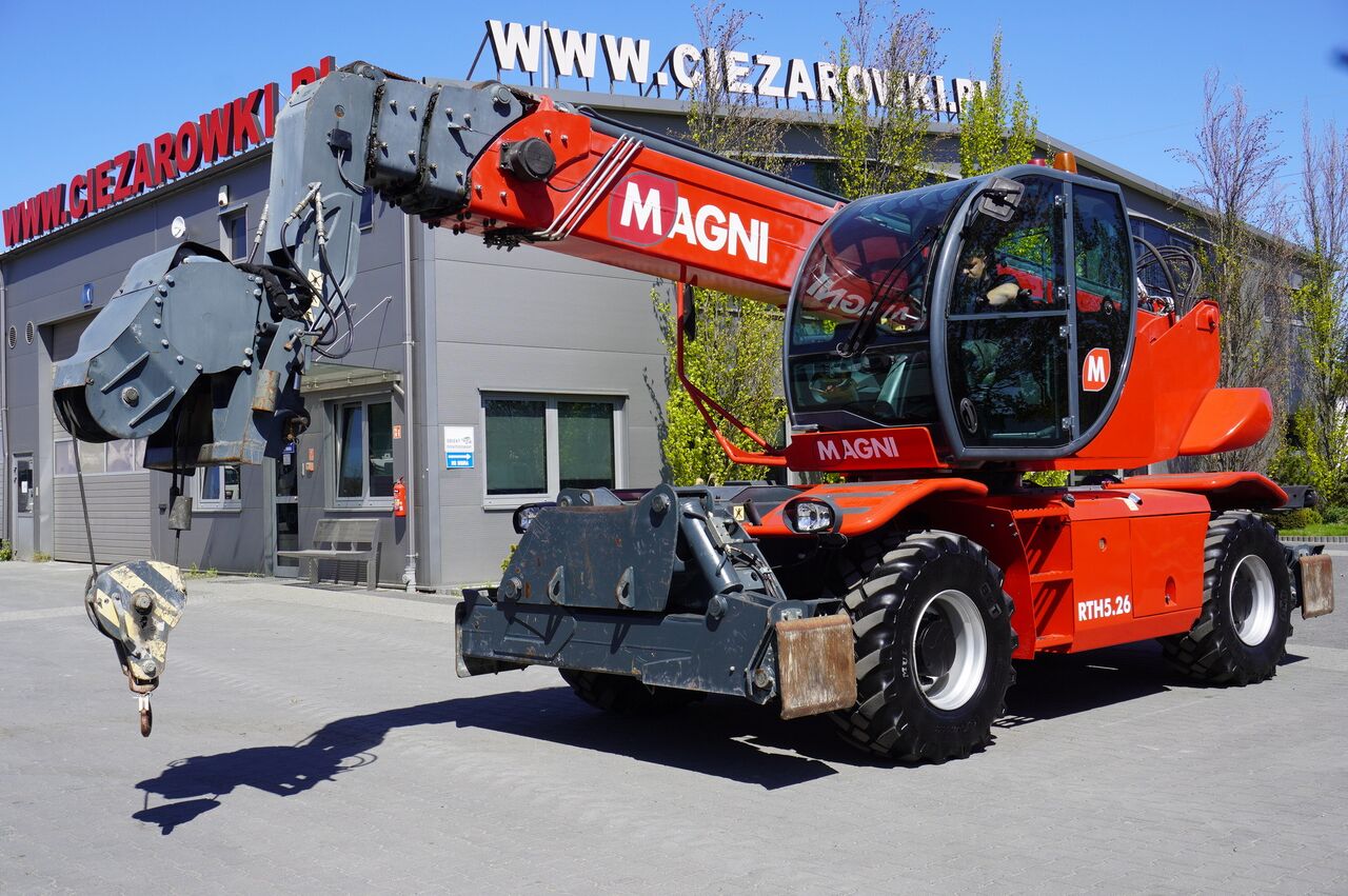 MAGNI RTH 5.26 telescopic loader / Range 26 m / load cap 5000 kg / Remote control - Телескопический погрузчик: фото 2 MAGNI RTH 5.26 telescopic loader / Range 26 m / load cap 5000 kg / Remote control - Телескопический погрузчик: фото 2
