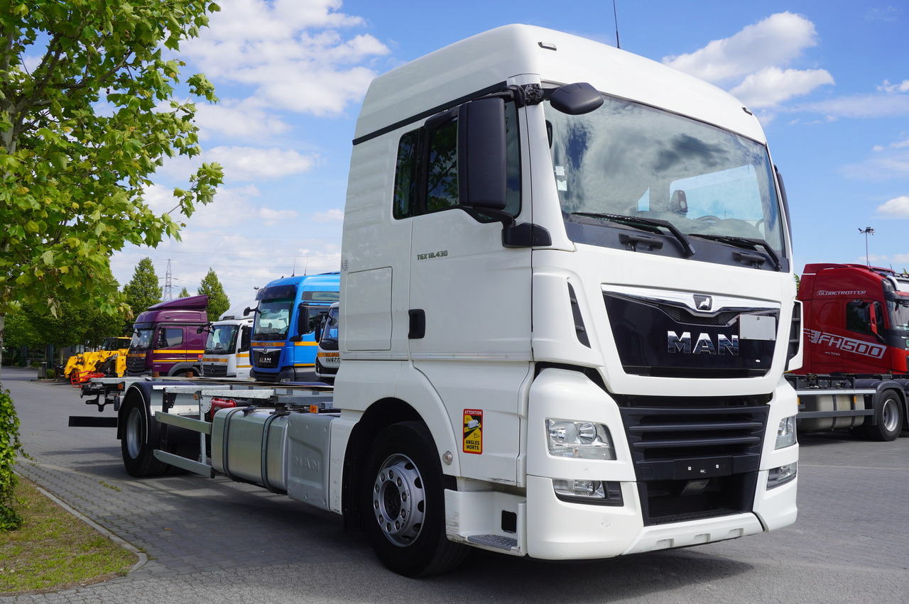 MAN GX 18.430 / BDF 7.5 m / sleeping cab / 2021 - Грузовик-контейнеровоз/ Сменный кузов: фото 4 MAN GX 18.430 / BDF 7.5 m / sleeping cab / 2021 - Грузовик-контейнеровоз/ Сменный кузов: фото 4