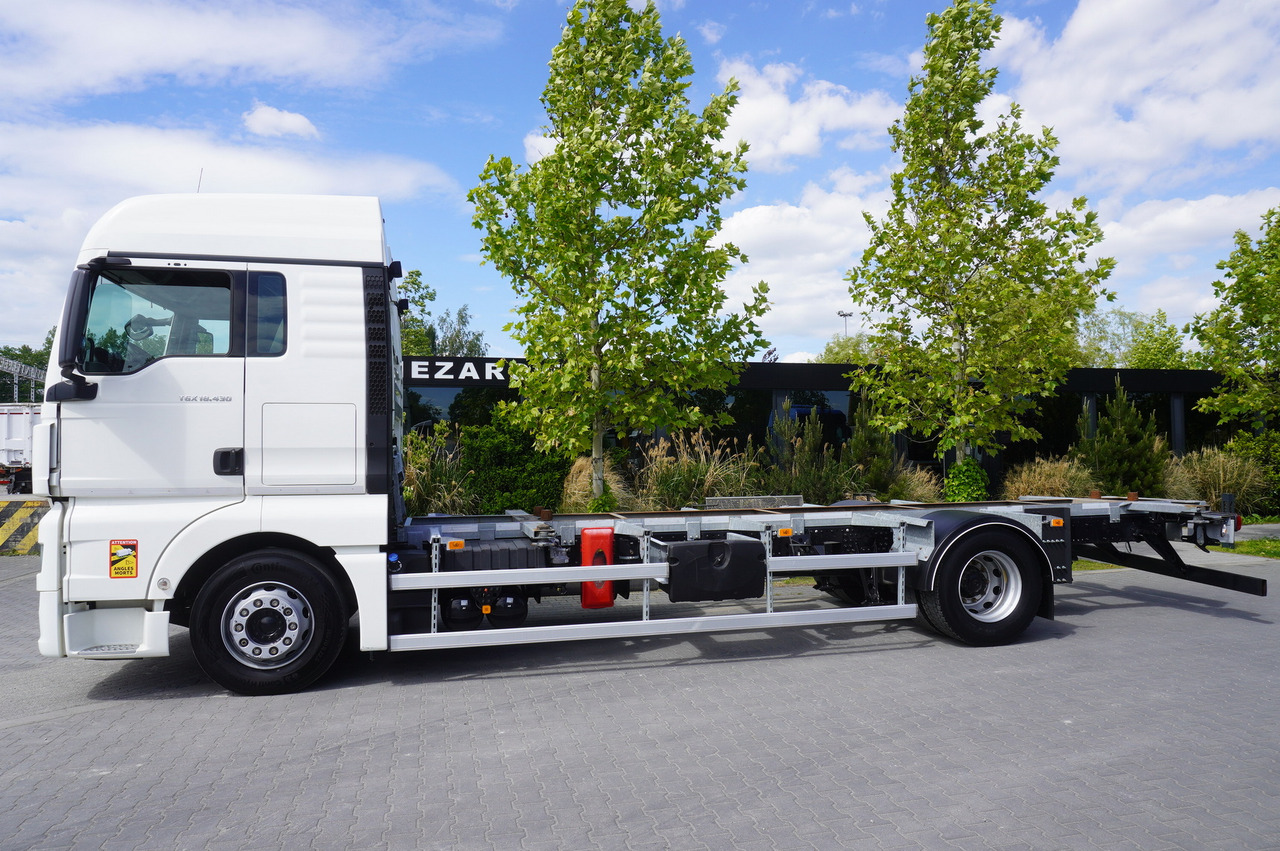 MAN GX 18.430 / BDF 7.5 m / sleeping cab / 2021 - Грузовик-контейнеровоз/ Сменный кузов: фото 2 MAN GX 18.430 / BDF 7.5 m / sleeping cab / 2021 - Грузовик-контейнеровоз/ Сменный кузов: фото 2
