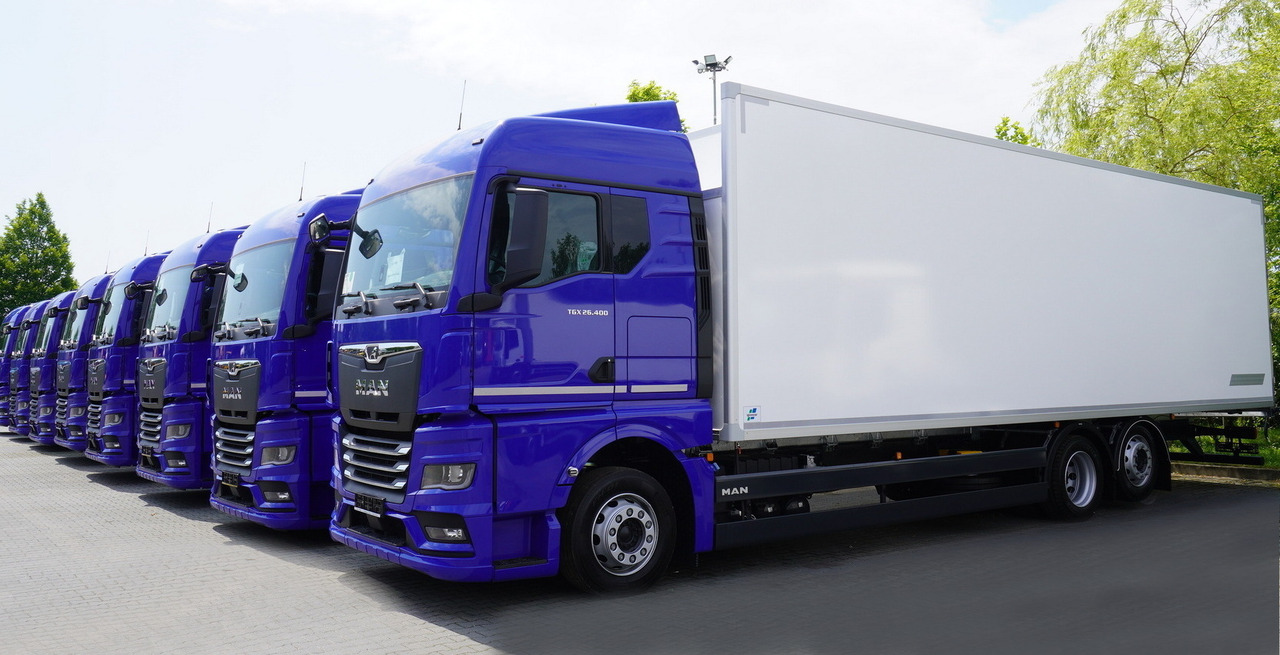 MAN New TGX 26.400 / NEW IGLOOCAR refrigerator 20 pallets / 6×2 / 2024 / 2 units - Грузовик с закрытым кузовом: фото 4 MAN New TGX 26.400 / NEW IGLOOCAR refrigerator 20 pallets / 6×2 / 2024 / 2 units - Грузовик с закрытым кузовом: фото 4