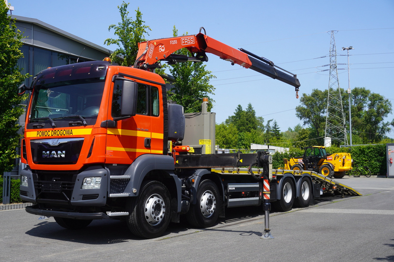 MAN TGS 35.360 E6 8x2 / FASSI F235 crane / 6.5 T cap. / 8.3 m reach - Автоманипулятор: фото 2 MAN TGS 35.360 E6 8x2 / FASSI F235 crane / 6.5 T cap. / 8.3 m reach - Автоманипулятор: фото 2