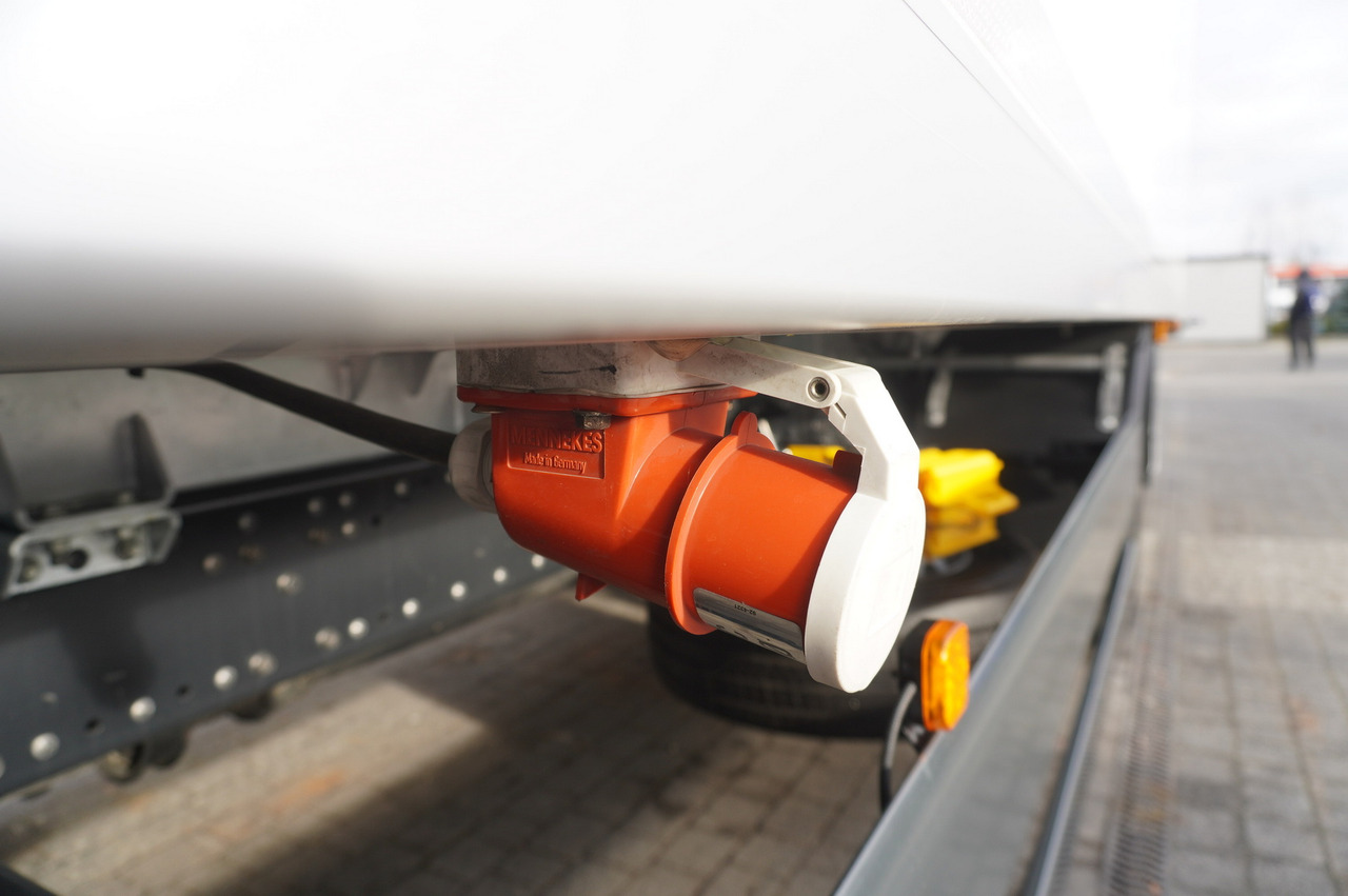 MAN TGX 26.400 / IGLOOCAR / Carrier Supra 1150 MT Silent - Изотермический грузовик: фото 5 MAN TGX 26.400 / IGLOOCAR / Carrier Supra 1150 MT Silent - Изотермический грузовик: фото 5