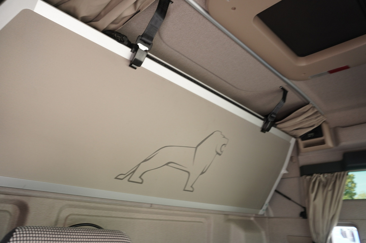 Рефрижератор MAN TGX 26.500 E6 XXL / Schmitz 19 pallets / Thermoking / steering axle: фото 40 Рефрижератор MAN TGX 26.500 E6 XXL / Schmitz 19 pallets / Thermoking / steering axle: фото 40