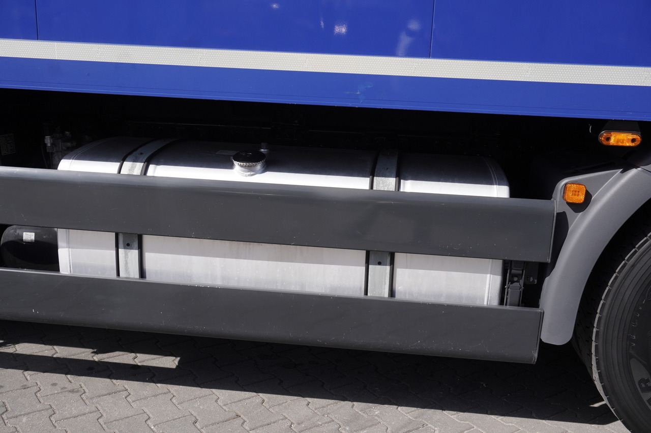 Рефрижератор MAN TGX 26.500 E6 XXL / Schmitz 19 pallets / Thermoking / steering axle: фото 14 Рефрижератор MAN TGX 26.500 E6 XXL / Schmitz 19 pallets / Thermoking / steering axle: фото 14