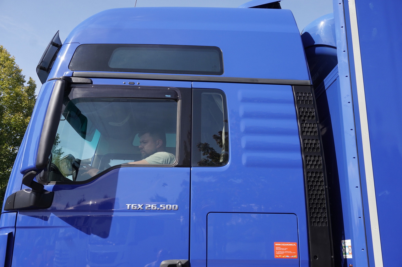 Рефрижератор MAN TGX 26.500 E6 XXL / Schmitz 19 pallets / Thermoking / steering axle: фото 27 Рефрижератор MAN TGX 26.500 E6 XXL / Schmitz 19 pallets / Thermoking / steering axle: фото 27