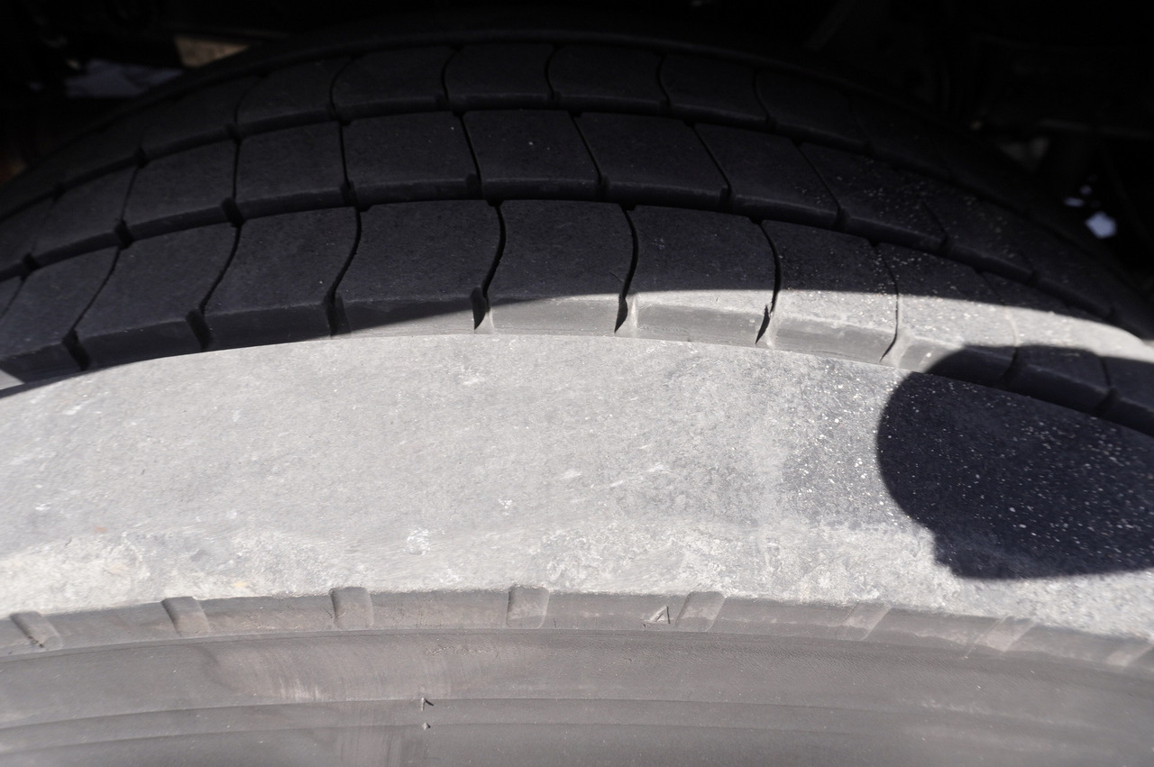 Рефрижератор MAN TGX 26.500 E6 XXL / Schmitz 19 pallets / Thermoking / steering axle: фото 21 Рефрижератор MAN TGX 26.500 E6 XXL / Schmitz 19 pallets / Thermoking / steering axle: фото 21